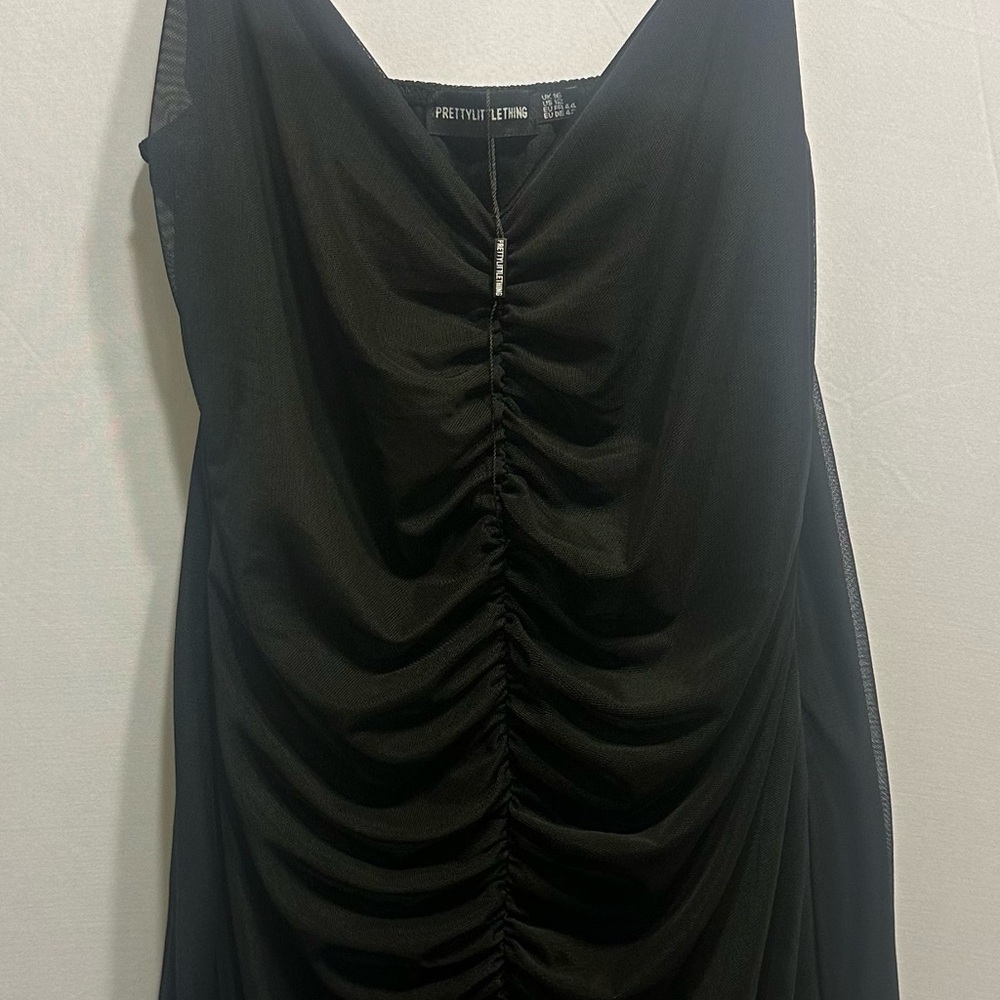PrettyLittleThing Black Ruched Bodycon Dress